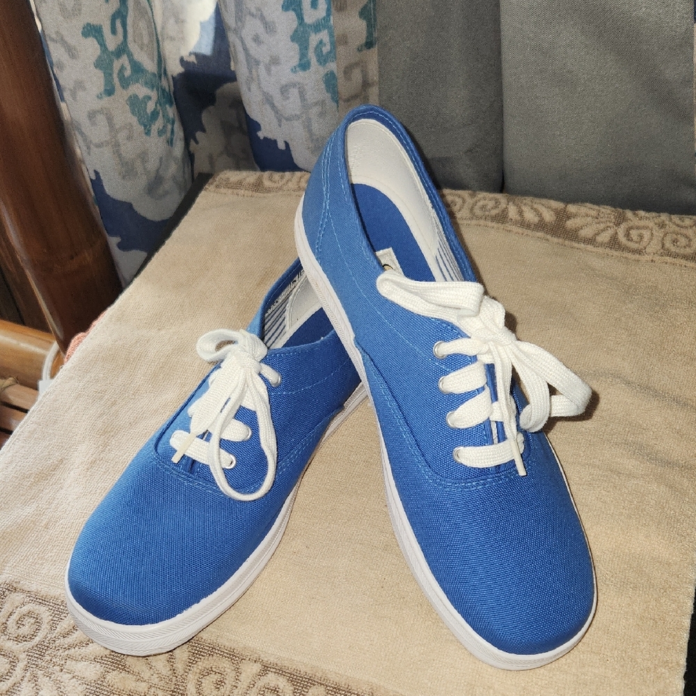 Talbots Twnnis Shoes